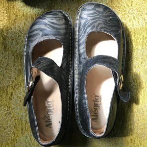 Alegria Bronze Metallic Zebra Size 38/8.5